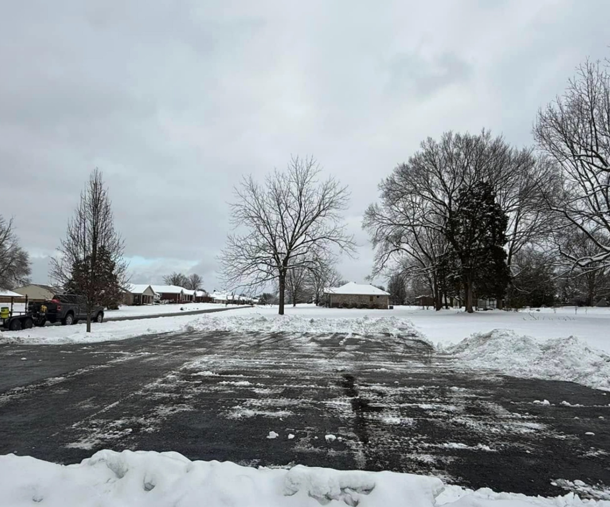 snow removal service Louisville KY